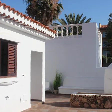 La Charlatana Villa