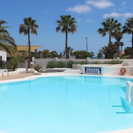 La Charlatana Villa *