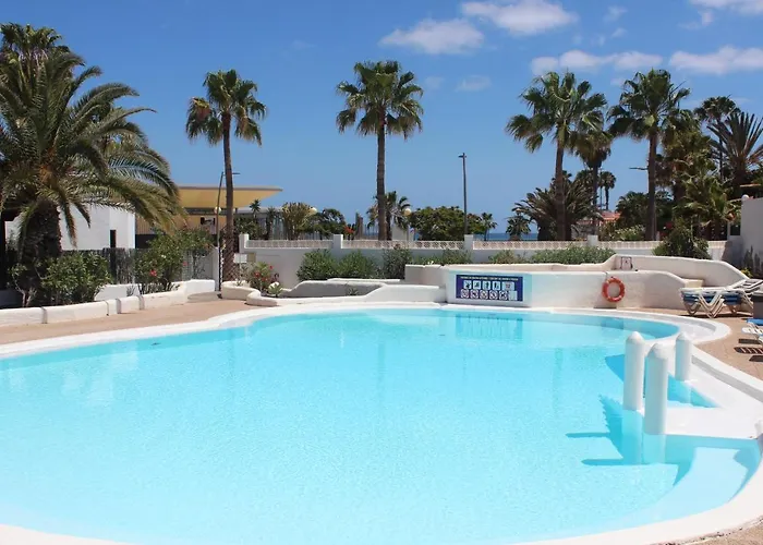 La Charlatana Villa *