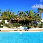 La Charlatana Villa